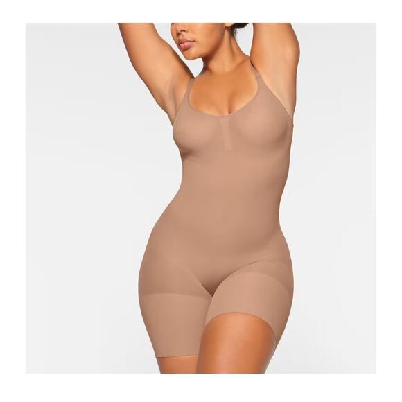 Skims Mid Thigh Bodysuit - Tan - Medium - Picture 1 of 9